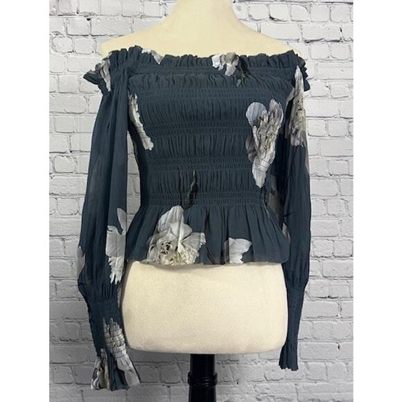 All Saints Lara Cordelia Off Shoulder Smocked Blouse Top Gray Blue Floral Size 4 - Picture 3 of 10